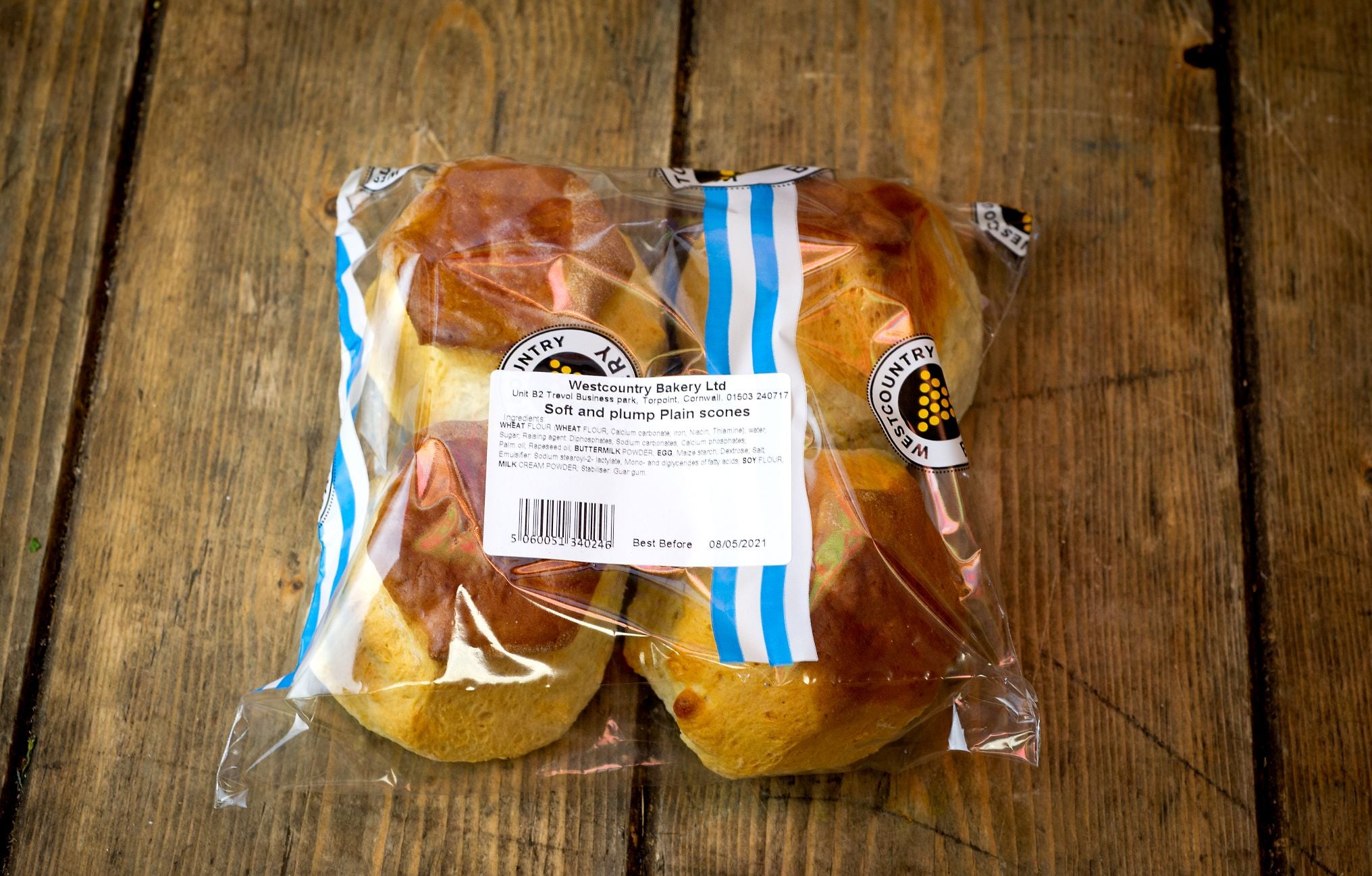 Bakery: Cakes (Westcountry)- Plain scones x4 pk (subscription)