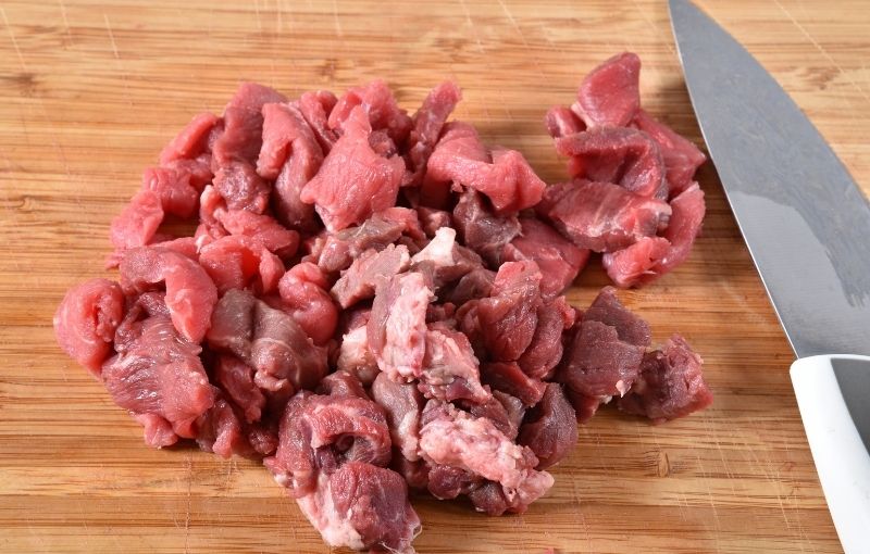 Meat (Brays): Diced Braising Steak 500g