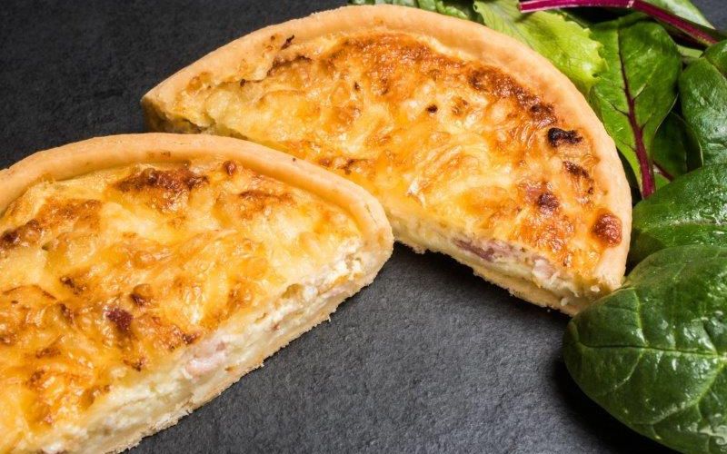 Bakery: Pasties & Pies (Baked to Taste)-Smoked bacon & Mature cheddar Quiche Loraine 145g (GF)
